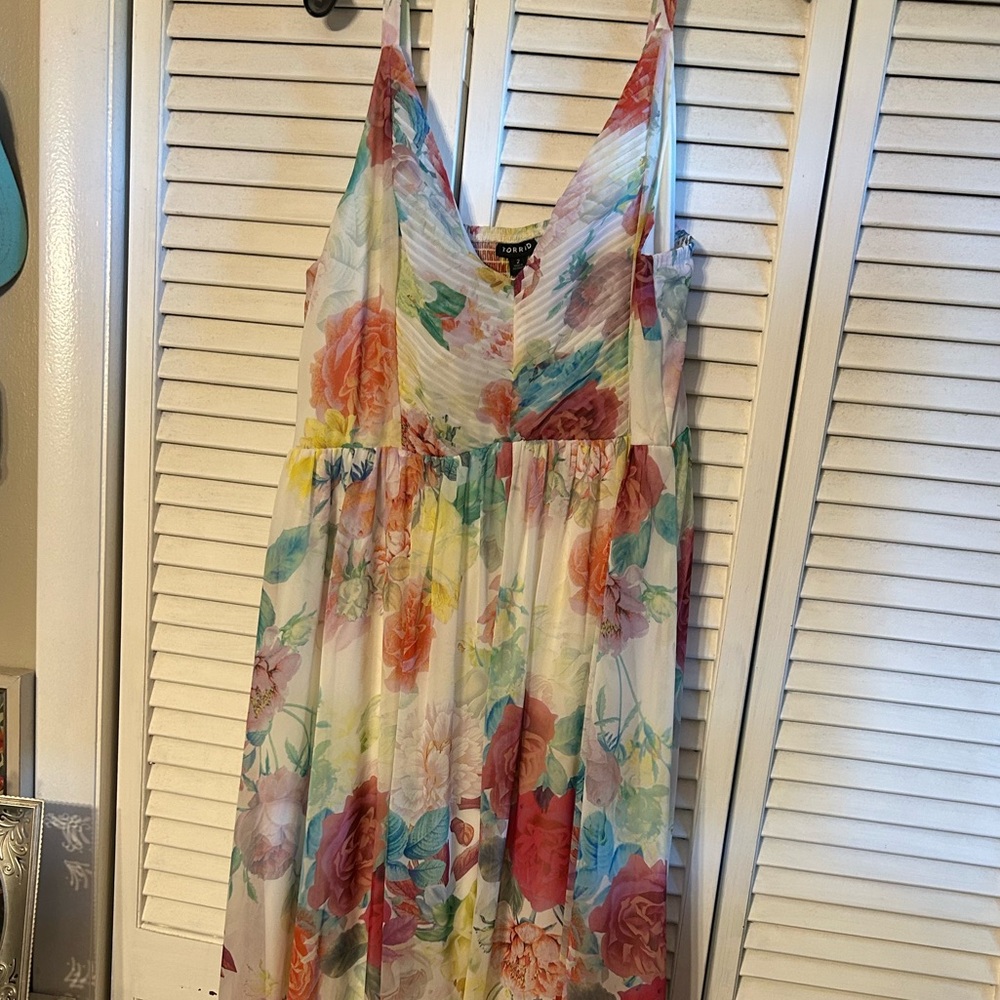 Torrid Multicolor Floral Pleated Dress